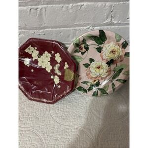 Vintage Hallmark Paper Plates, Two Sets 16‎ Plates Total